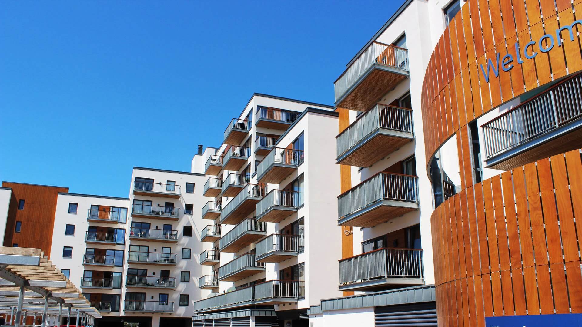 WE KNOW BALCONIES