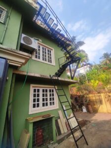 Ladder & Staircase to Terrace